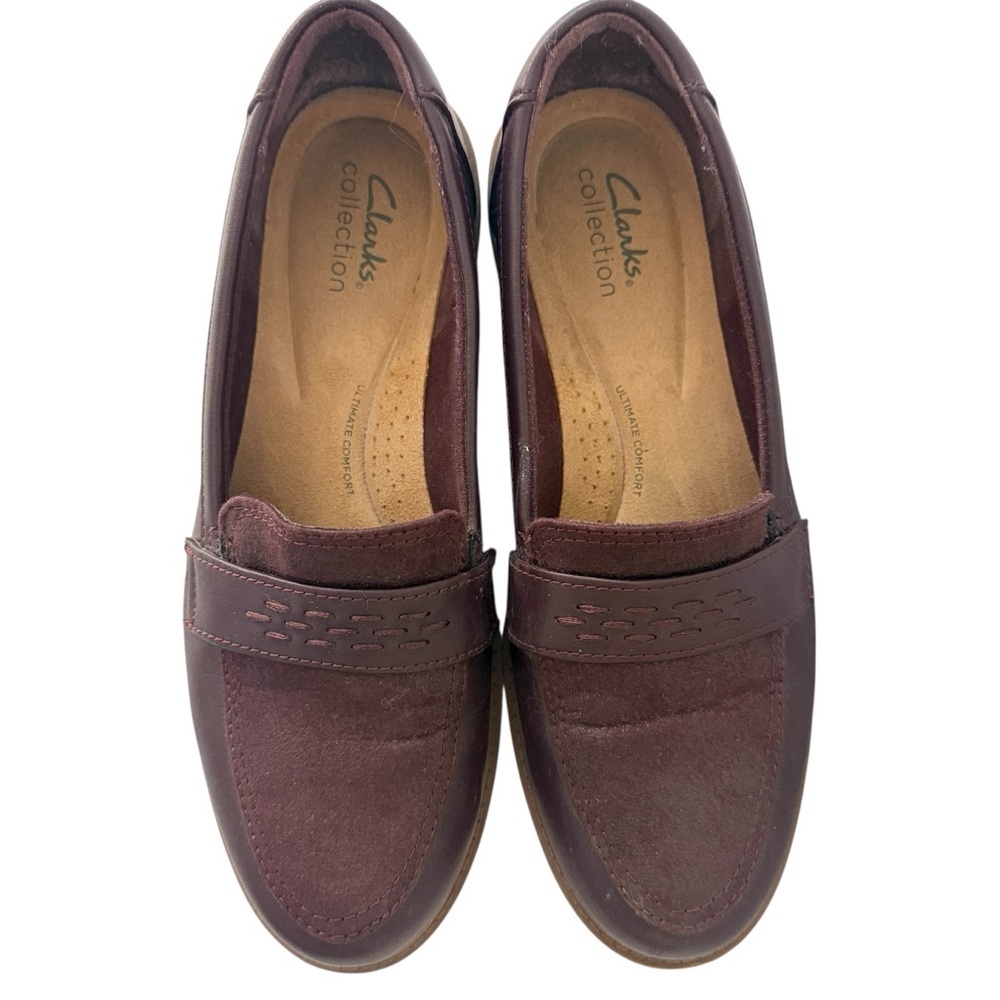 Clarks Collection Burgundy Academia Leather Moccasin Loafer Womens size 8 - Picture 2 of 8